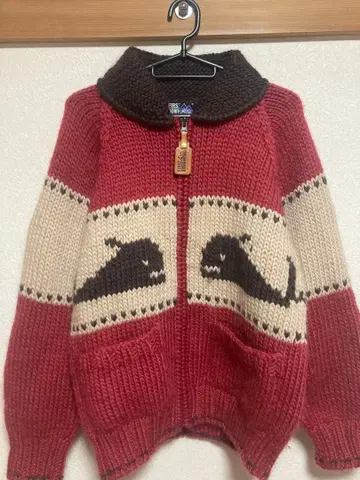 FIRST DOWN 고래 패턴 니트 M 사이즈