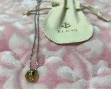 BLESS 골드 원형 펜던트 목걸이