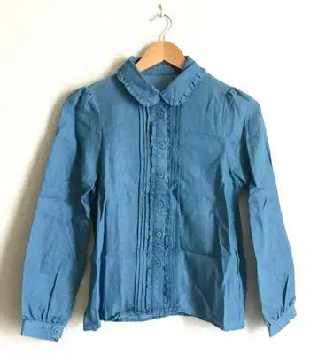 프릴 달린 파랑 긴팔 셔츠