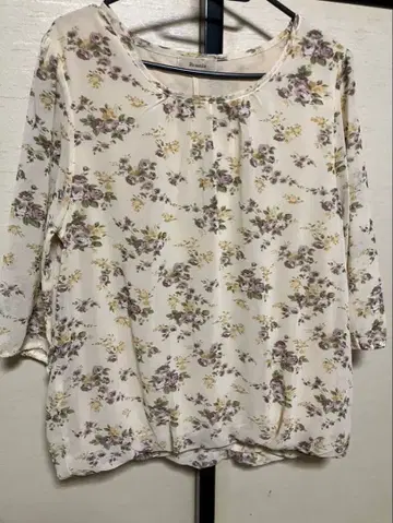 Rcnoble 꽃무늬 7부 소매 상의