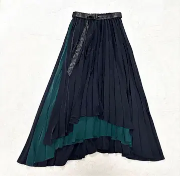 HARE 랜덤 플리츠 롱 스커트