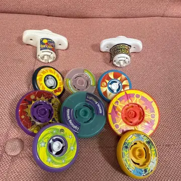 베이블레이드 멀티컬러 캐릭터 패턴 2개 세트