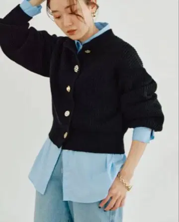 이에나 랜덤 버튼 가디건