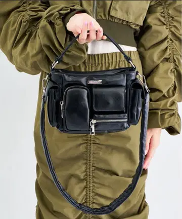 ANNA SUI 블랙 숄더백