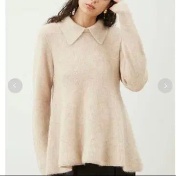 미라 오웬 카라 달린 페플럼 니트 풀오버 베이지