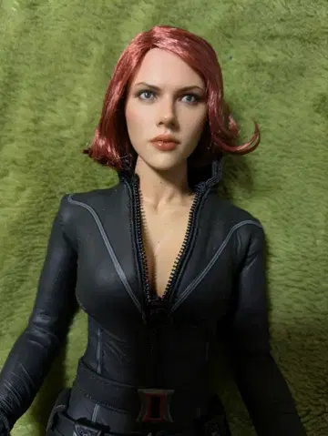 블랙 위도우 6분의 1 핫토이즈