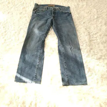 유니클로 구 택 ORIGINAL BASIC 슬림핏 스트레이트 데님 32