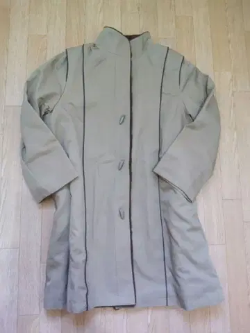 토글 버튼 달린 롱 코트 13A