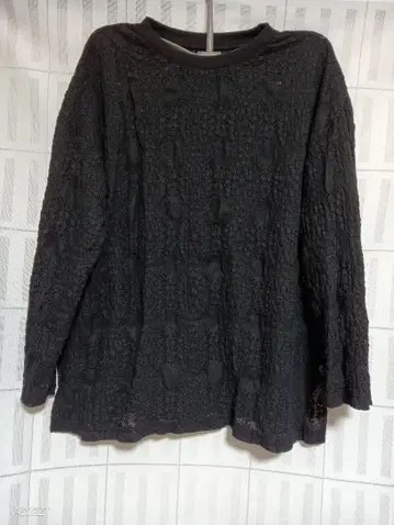 블랙 레이스풍 7부 소매 상의