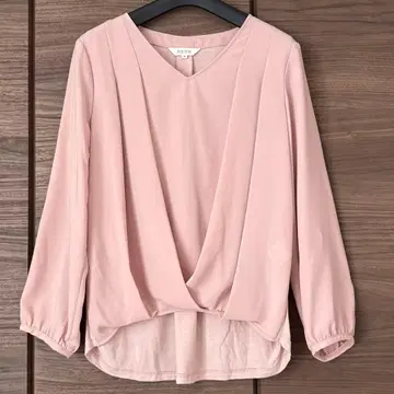 PLST V넥 쉬폰 블라우스