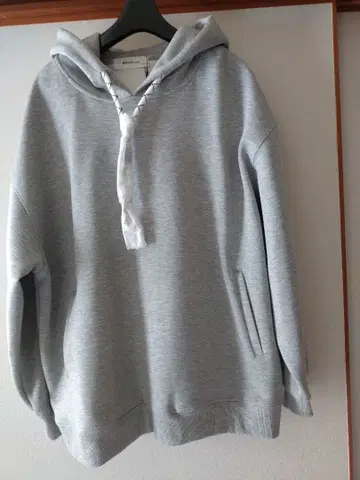 야마다야 MEDOC 택 포함 새상품 그레이 후드 부착 후드티