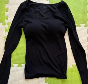 블랙 긴팔 T셔츠 L