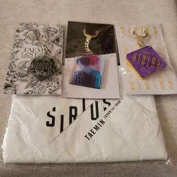 SHINee 태민 키링 파우치 4종 세트