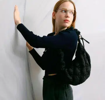 CARLYN 카린 퀼팅백 숄더백 블랙