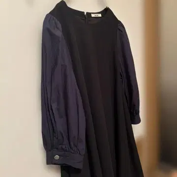 snidel 블랙 긴팔 A라인 원피스