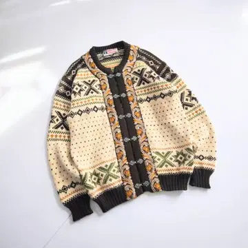 노르웨이 빈티지 치로리안 니트 브라운 자수 SV15