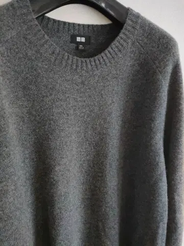 유니클로 4XL 그레이 울 크루넥 스웨터