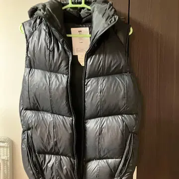 Lui's 블랙 다운 베스트 44