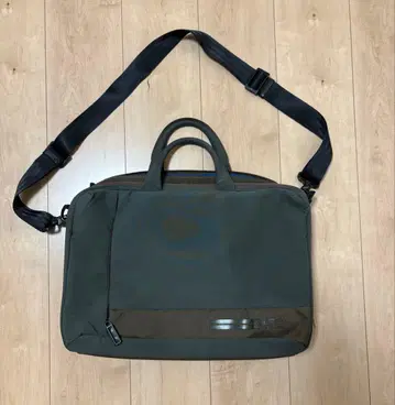 ZERO HALLIBURTON 비즈니스 백 다크 그린