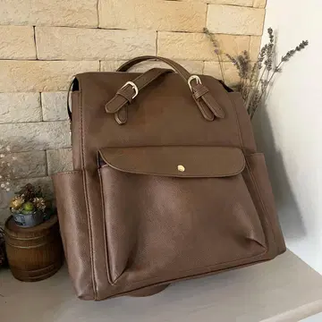 저렴한 가격의 AYA 브라운 가죽 백팩