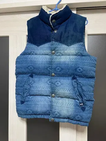 BAYFLOW 데님 블루 다운 베스트