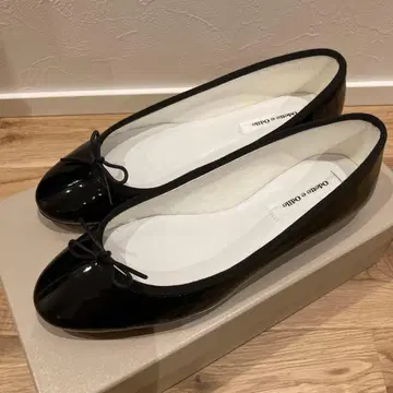 [ 새상품급 ] 오데뜨 앤 오딜 발레 슈즈 에나멜 블랙 22.5cm