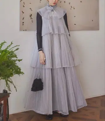 PERNA 오간자 플리츠 원피스