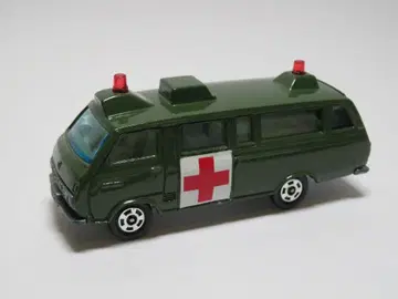 토미카 57 RH18V형 구급차 (하이 에이스 코뮤터)