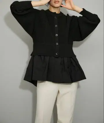 [ 지속가능성 WEB 한정판 ] 페플럼 콤비 니트 가디건