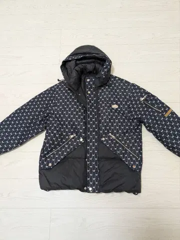 엠마누엘라 다운 자켓