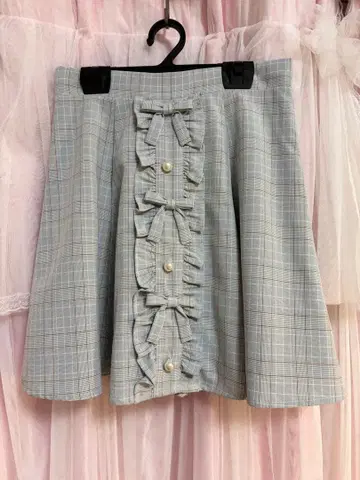 Ank Rouge 스카이블루 체크 플레어 스커트