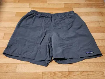 파타고니아 배기즈 롱 7인치 그레이