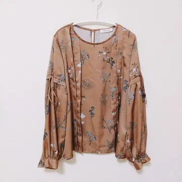 DIRECTOIRE 꽃무늬 블라우스 새상품급