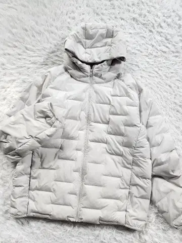 새상품급 유니클로 빅 사이즈 XL 퍼프 테크 후드티