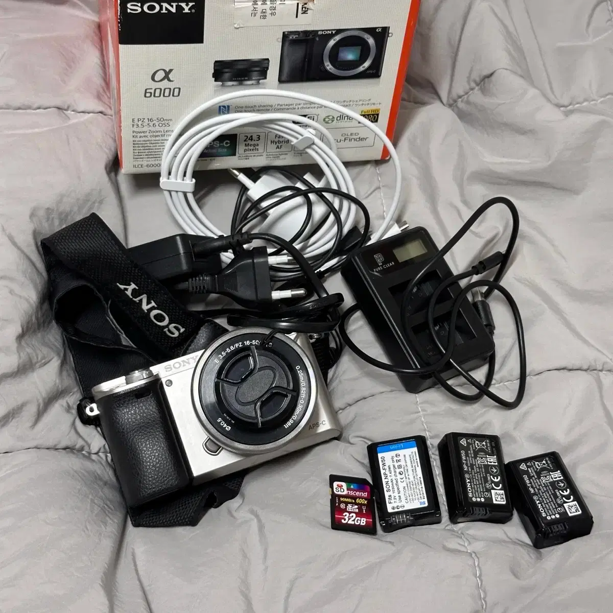 Sony a6000 + 1650 kit lens