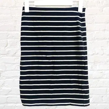 유니클로 타이트 스커트 무릎 기장 보더 백 슬릿 허리밴딩 오피스