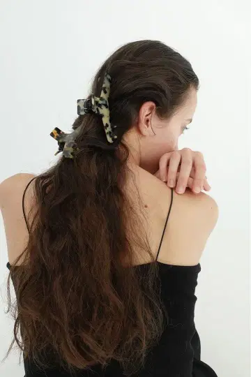 ALEXANDRE DE PARIS CLIP for CLANE BEIGE