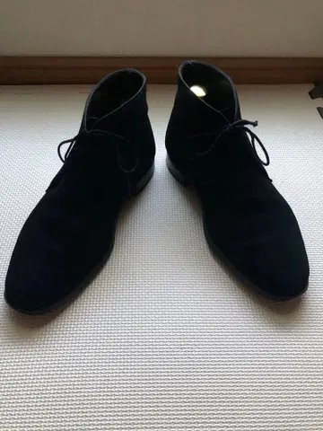 크로켓앤존스 차트시 블랙 스웨이드 처카 부츠 7E