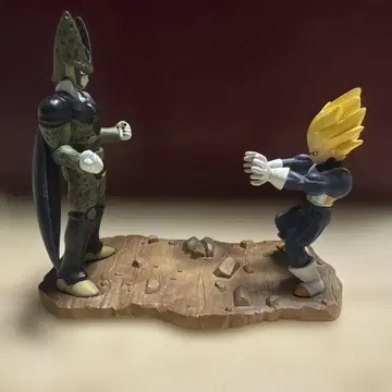 드래곤볼 셀 베지터 피규어