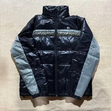 QUICKSILVER 다운 자켓 L 사이즈 블랙/그레이