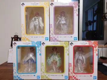 5등분의 신부 행복의 매듭 일본 의류 피규어 5종 세트
