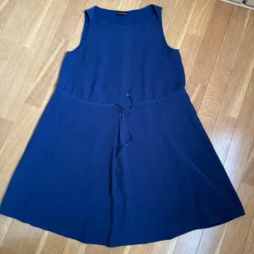 엠포리오 아르마니 플레어 원피스