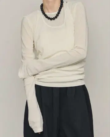 Trish 시어 벨로아 홀터넥 레이어드 롱 T