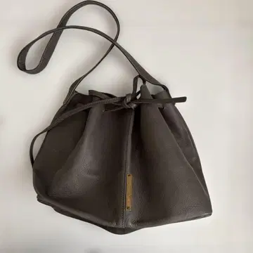 yucchino 유키노 복조리 가죽 숄더백