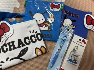 3coins x 산리오 캐릭터즈