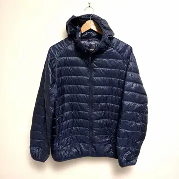 단종 유니클로 울트라 라이트 다운 파카 남성용 네이비 네이비 L