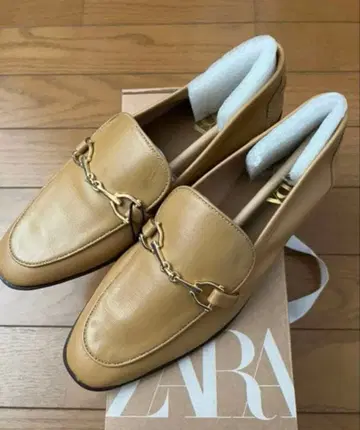 ZARA 버클 가죽 모카신 로퍼 미사용 새상품