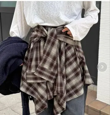 CPCM 체크 랩 스커트 브라운