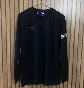 새상품 미즈노 긴팔 T셔츠 M사이즈 네이비