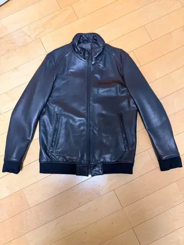 블랙 가죽 자켓 스탠드 카라